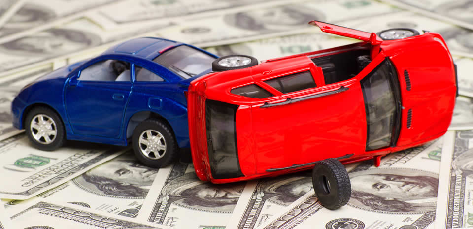 Cómo puedo obtener la mayor cantidad de dinero en un accidente auto